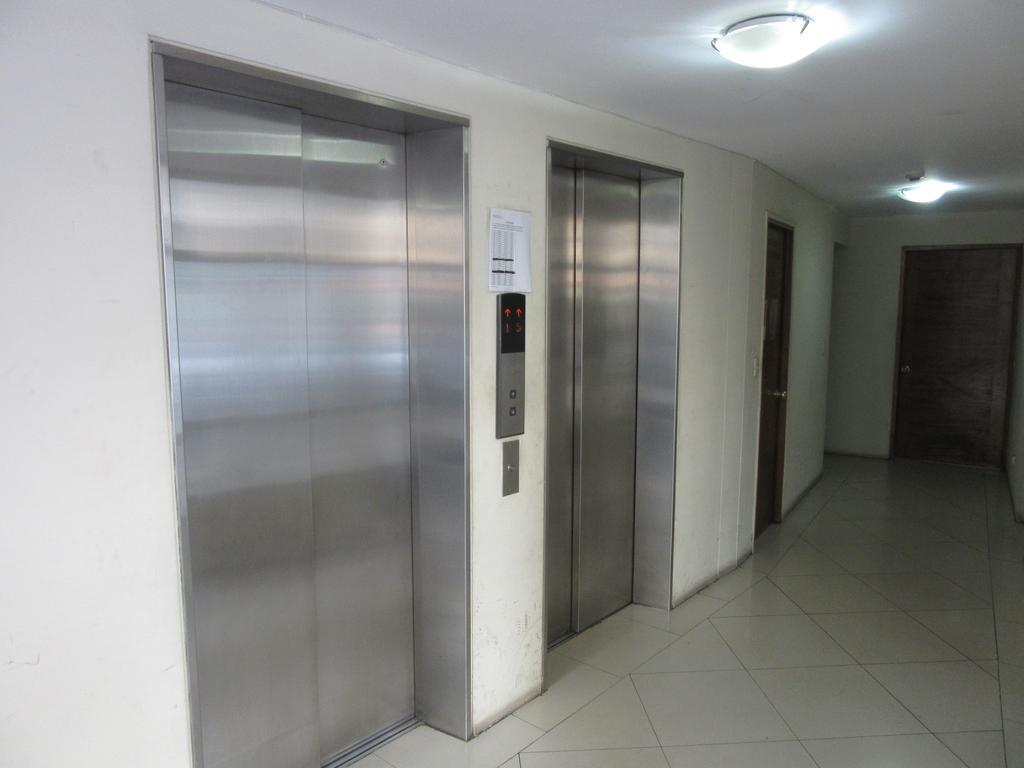 דירות סנטיאגו Departamento Paseo Bulnes Metro La Moneda מראה חיצוני תמונה