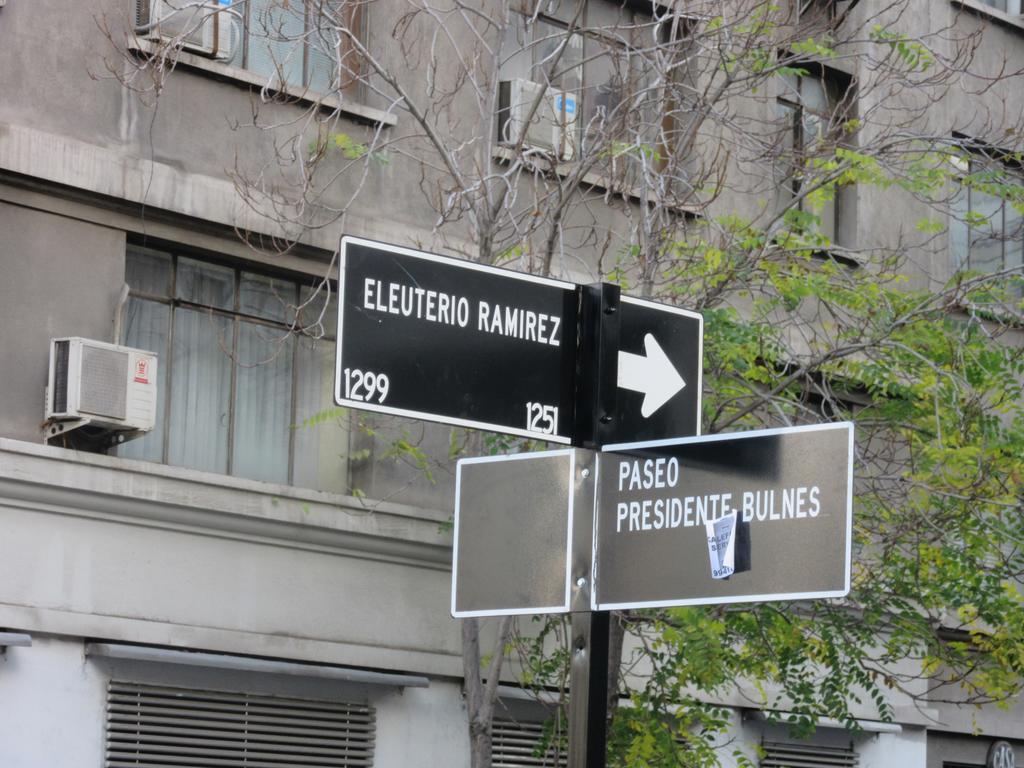 דירות סנטיאגו Departamento Paseo Bulnes Metro La Moneda מראה חיצוני תמונה